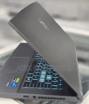 New Laptop MSI GF75 Thin 16GB Intel Core i5 SSD 1T