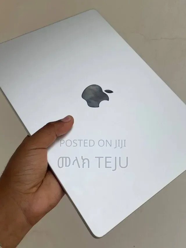 New Laptop Apple MacBook Pro 2024 M4 36GB Apple M4 SSHD (Hybrid) 512GB