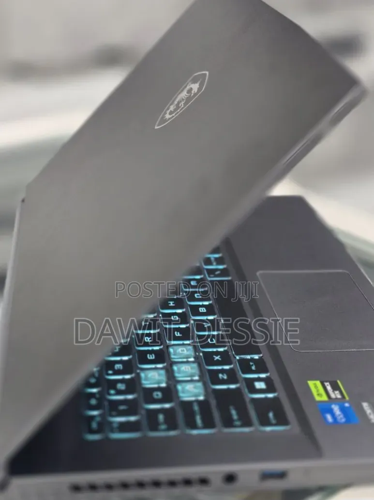 New Laptop MSI 16GB Intel Core i5 SSD 1T