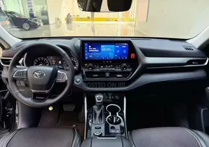 New Toyota Highlander 2025