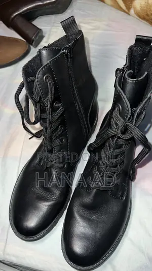 Ya Uk Shoes and Clothes Brand and Have Quality
