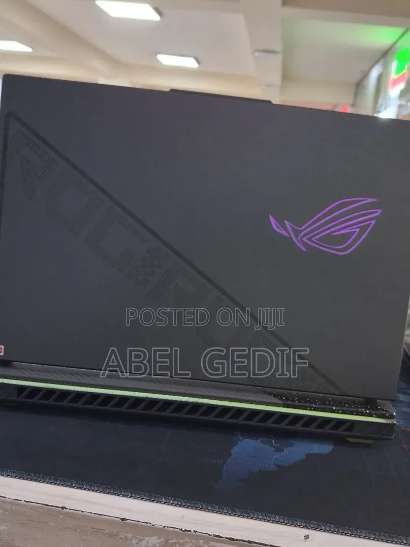 New Laptop Asus ROG Strix G15 16GB Intel Core i9 SSD 1T