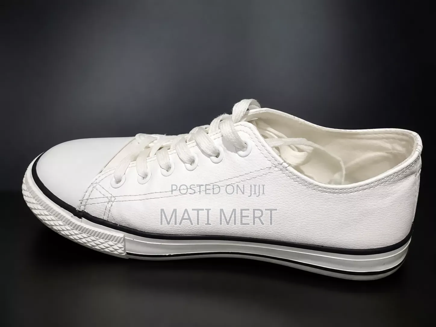 All Star ጫማ