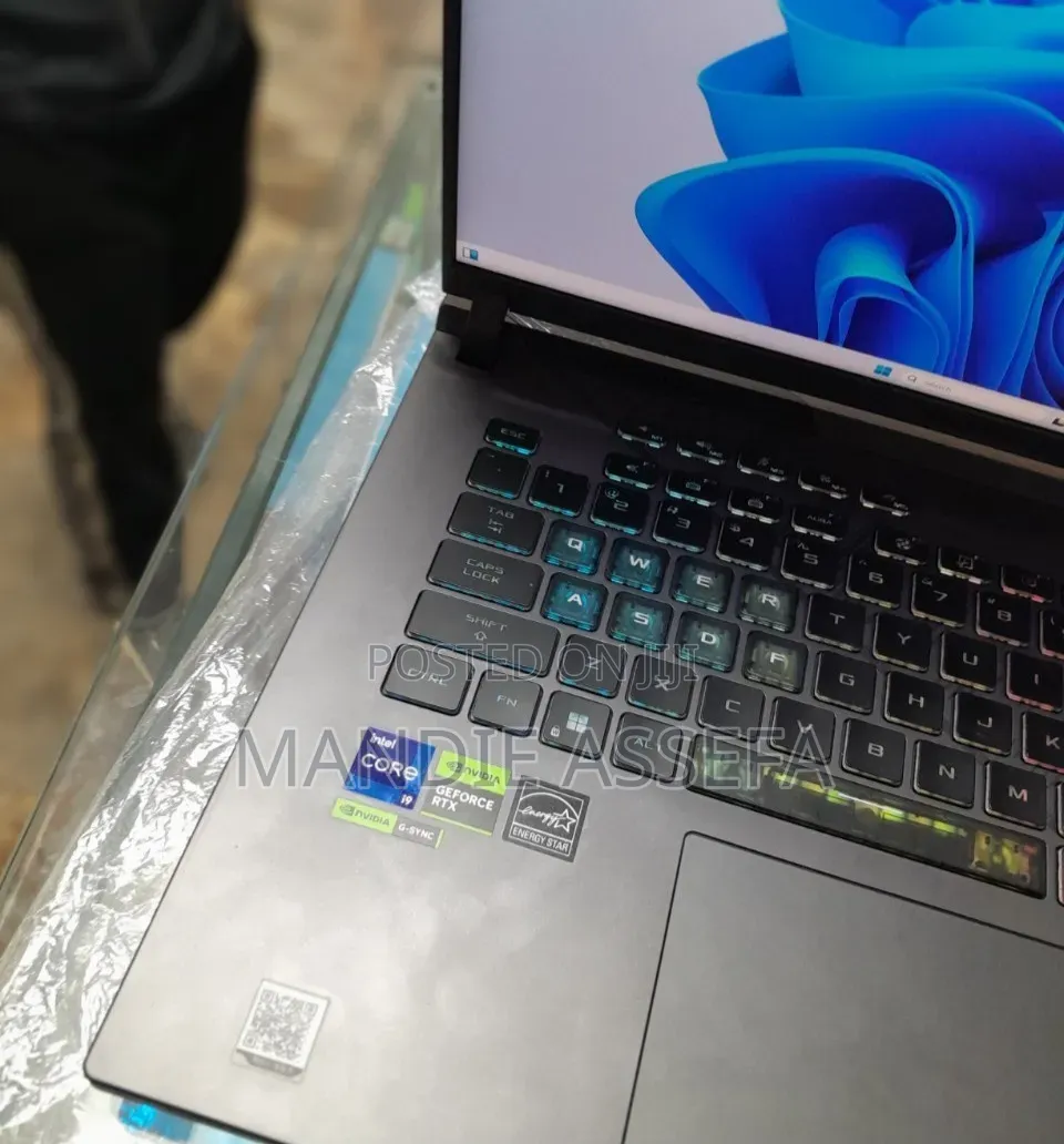 New Laptop Asus ROG Strix G16 G614 32GB Intel Core i9 SSD 1T