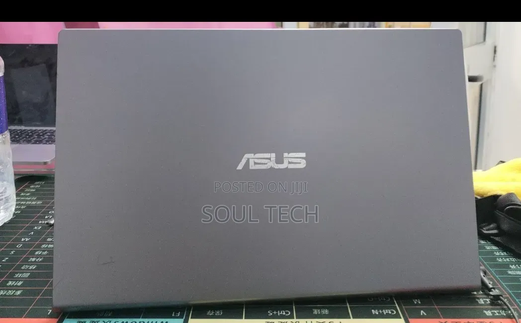 New Laptop Asus Vivobook 15 8GB Intel Core i3 SSD 256GB