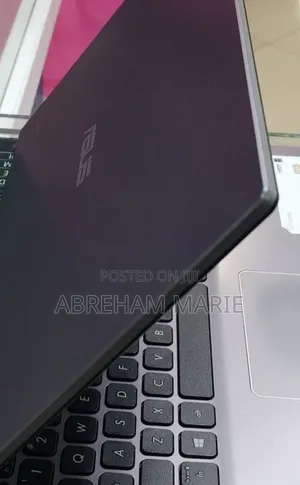 New Laptop Asus Vivobook 15 8GB Intel Core i3 SSD 256GB