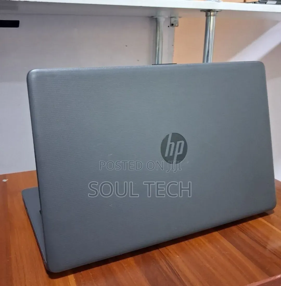 New Laptop HP Stream Notebook 8GB Intel Core i7 SSD 256GB