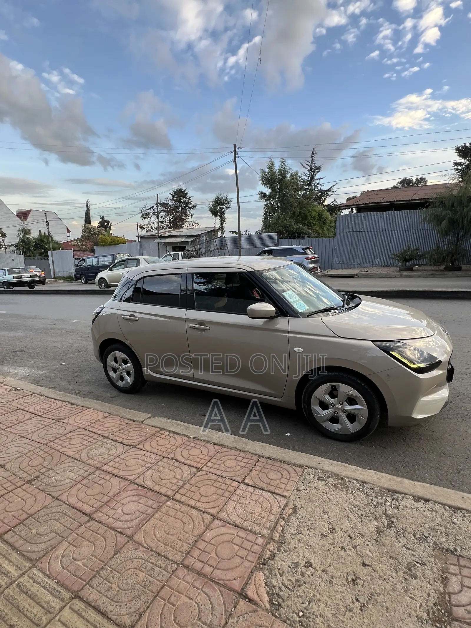 Suzuki Swift 2025 Brown