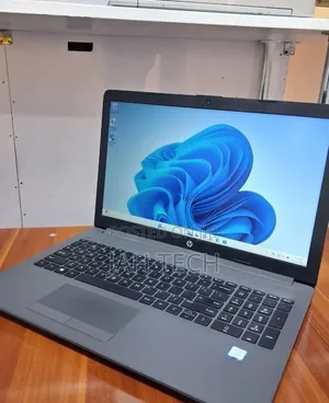 New Laptop HP Stream Notebook 8GB Intel Core i7 SSD 256GB