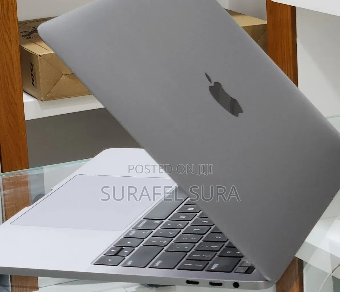 New Laptop Apple MacBook Pro 2019 16GB Intel Core i7 SSD 512GB