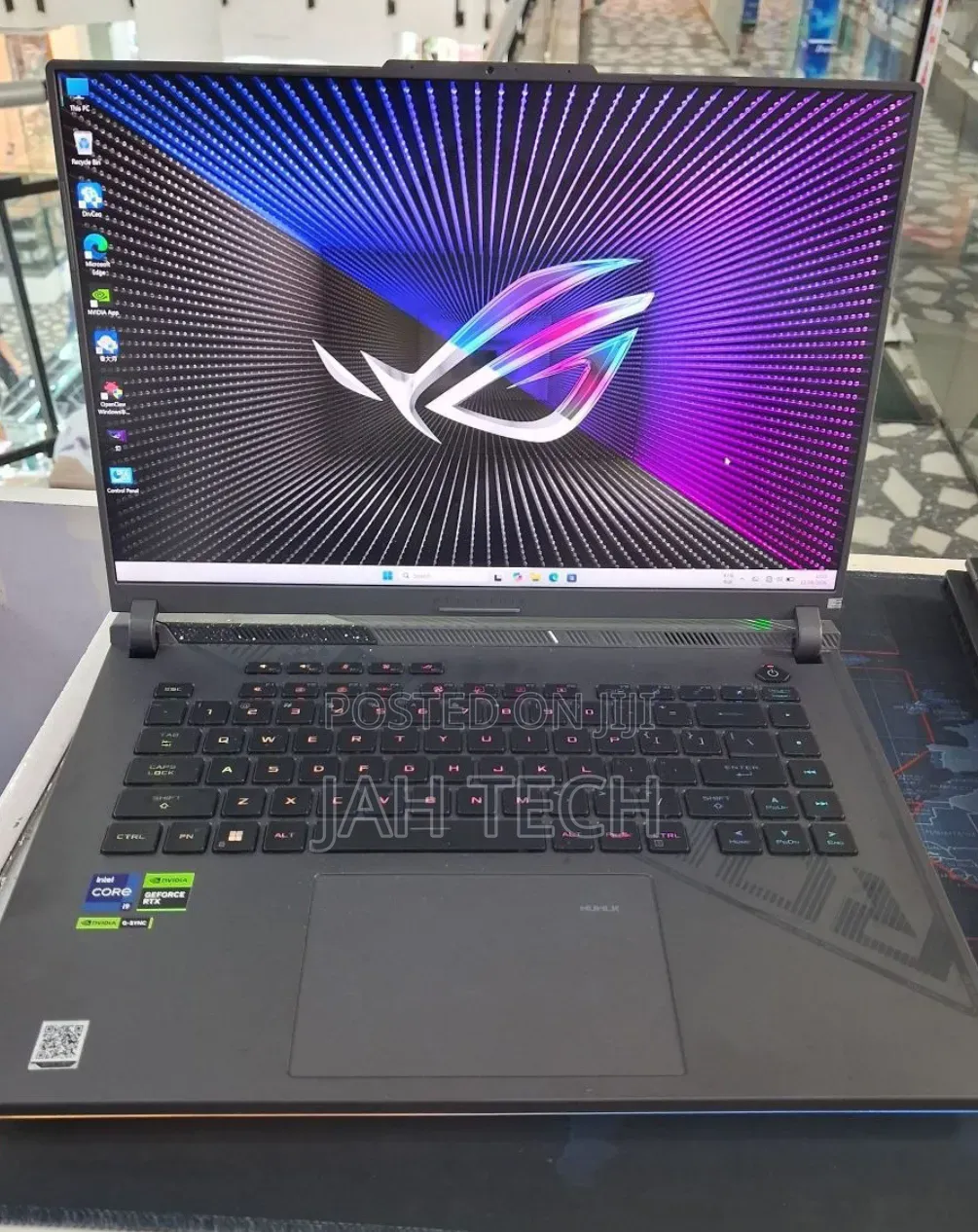 New Laptop Asus ROG Strix G16 G614 16GB Intel Core i9 SSD 1T