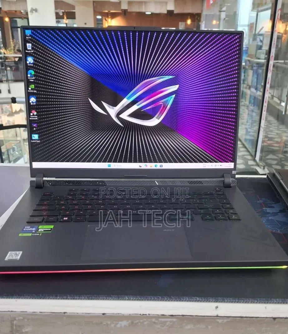 New Laptop Asus ROG Strix G16 G614 16GB Intel Core i9 SSD 1T