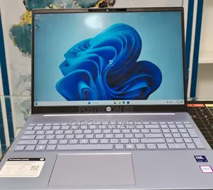New Laptop HP Pavilion 15 16GB Intel Core Ultra 7 SSD 1T