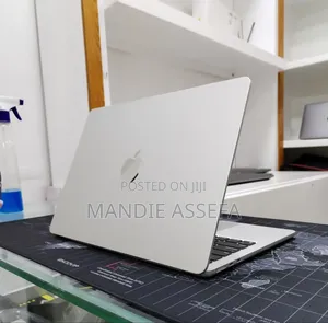 New Laptop Apple MacBook Air 2022 M2 8GB Apple M2 SSD 256GB