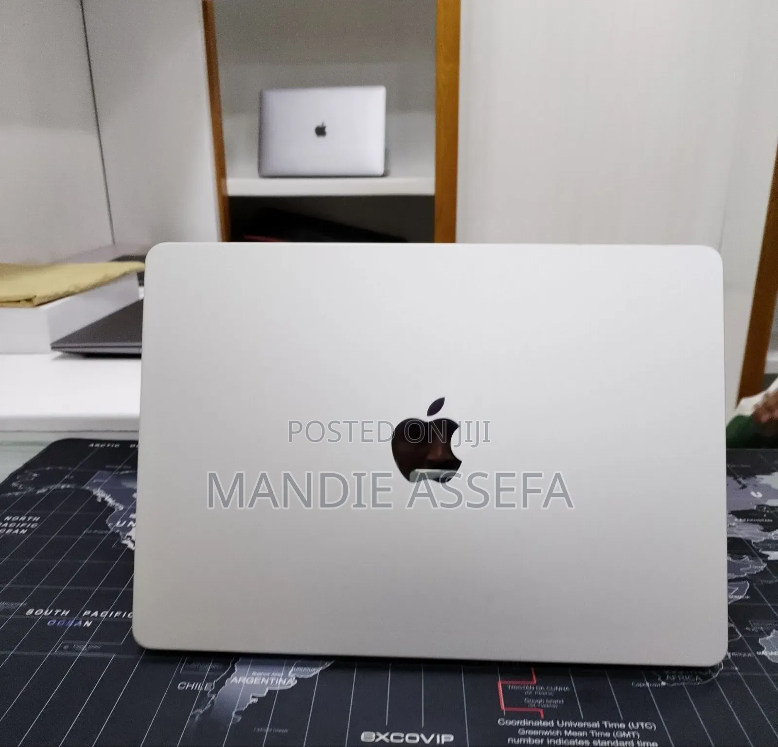 New Laptop Apple MacBook Air 2022 M2 8GB Apple M2 SSD 256GB