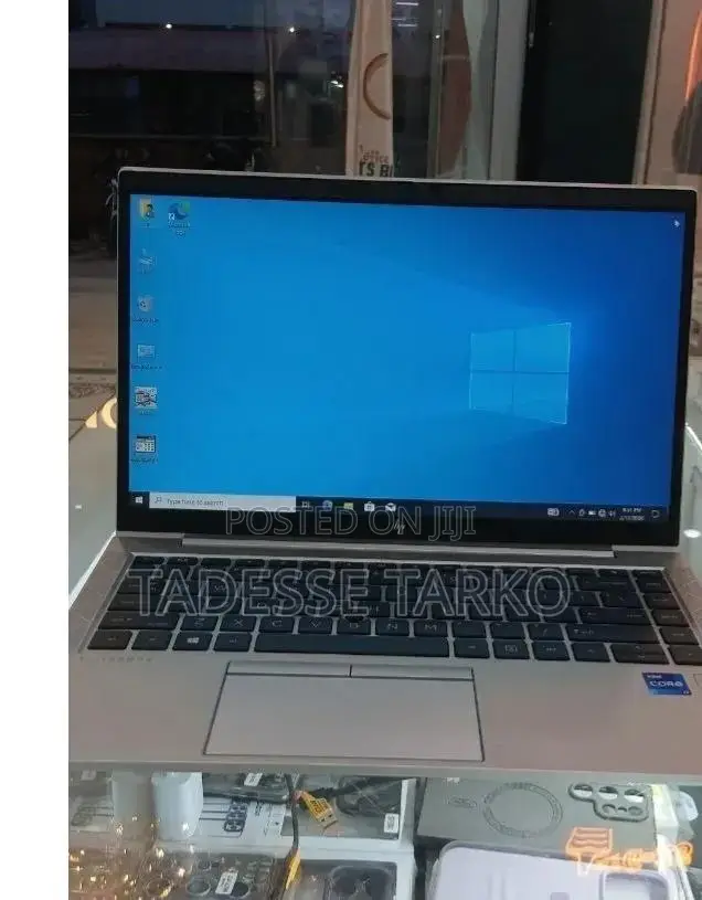 New Laptop HP EliteBook 840 G8 16GB Intel Core i7 SSD 512GB