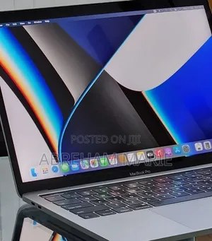 New Laptop Apple MacBook Pro 2019 16GB Intel Core i7 SSD 512GB