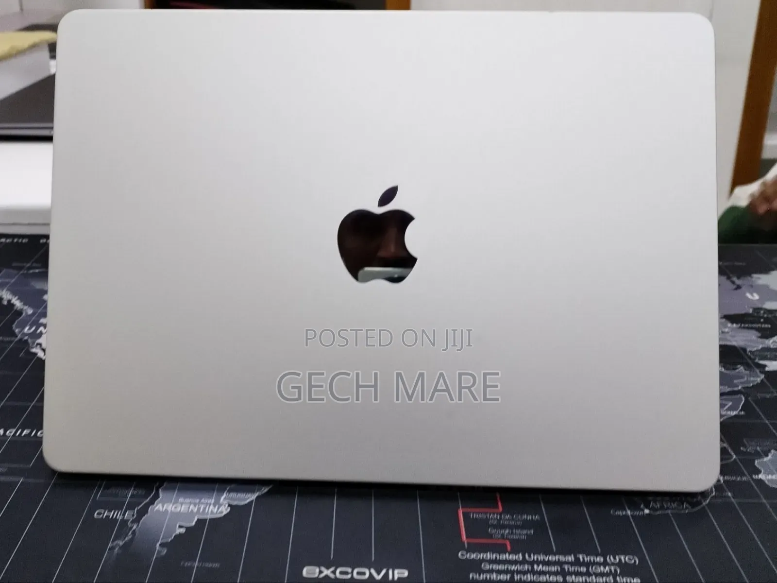 New Laptop Apple MacBook Air 2022 M2 8GB Apple M2 SSD 256GB