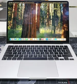 New Laptop Apple MacBook Air 2022 M2 8GB Apple M2 SSD 256GB
