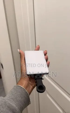 Portable Clip-on LED Fill Light