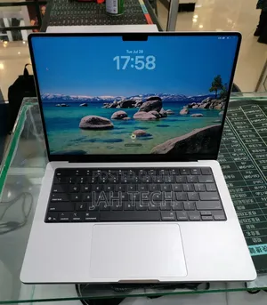 New Laptop Apple MacBook Pro 2025 M5 16GB Apple M5 Pro SSD 512GB