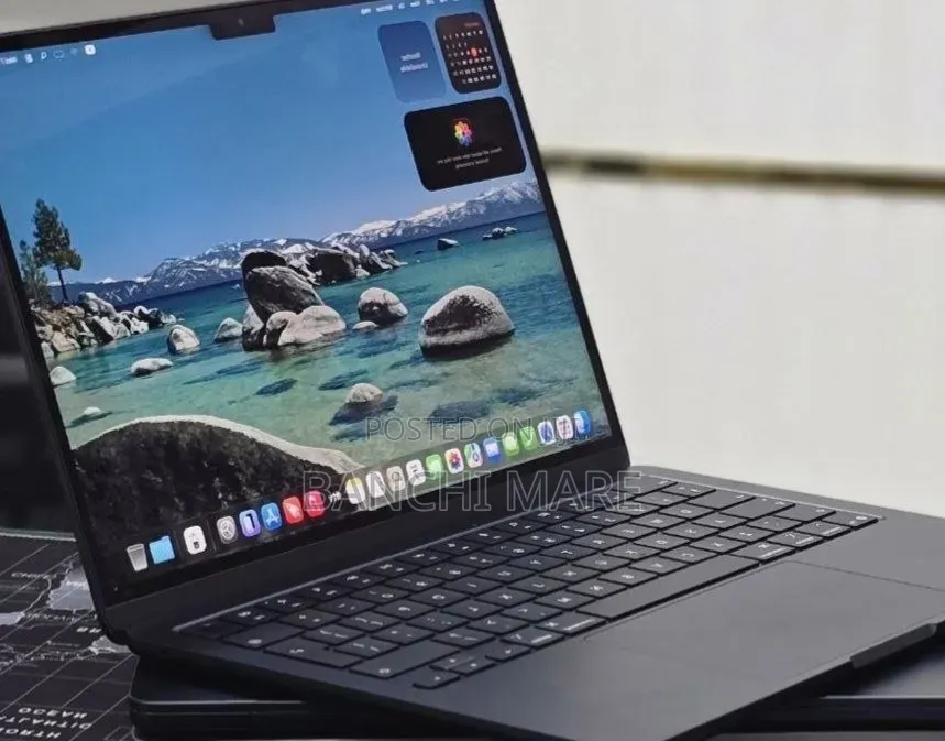 New Laptop Apple MacBook Air 2025 M4 16GB Apple M4 SSD 256GB