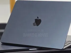 New Laptop Apple MacBook Air 2025 M4 16GB Apple M4 SSD 256GB