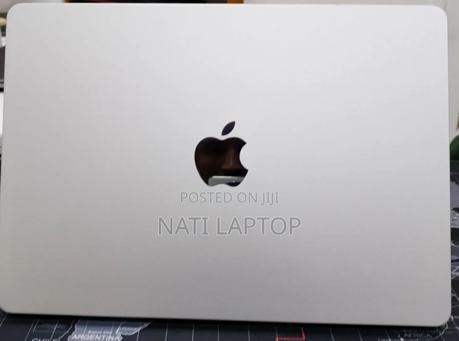 New Laptop Apple MacBook Air 2022 M2 8GB Apple M2 SSD 256GB