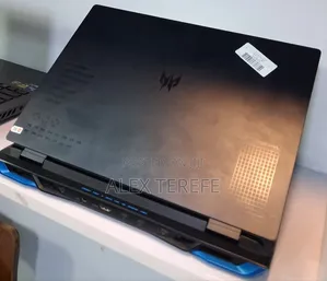New Laptop Acer Predator Helios 300 16GB Intel Core i9 SSD 1T