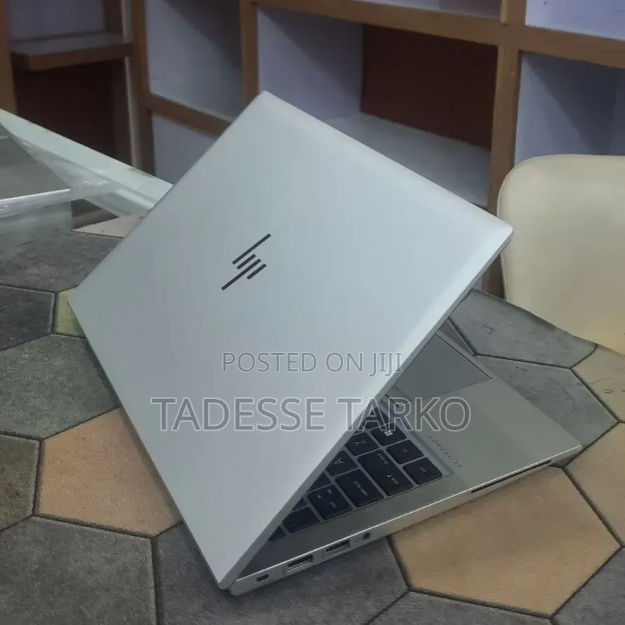 New Laptop HP EliteBook 840 G8 16GB Intel Core i7 SSD 512GB