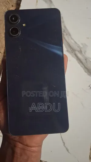 Samsung Galaxy A06 128 GB Blue