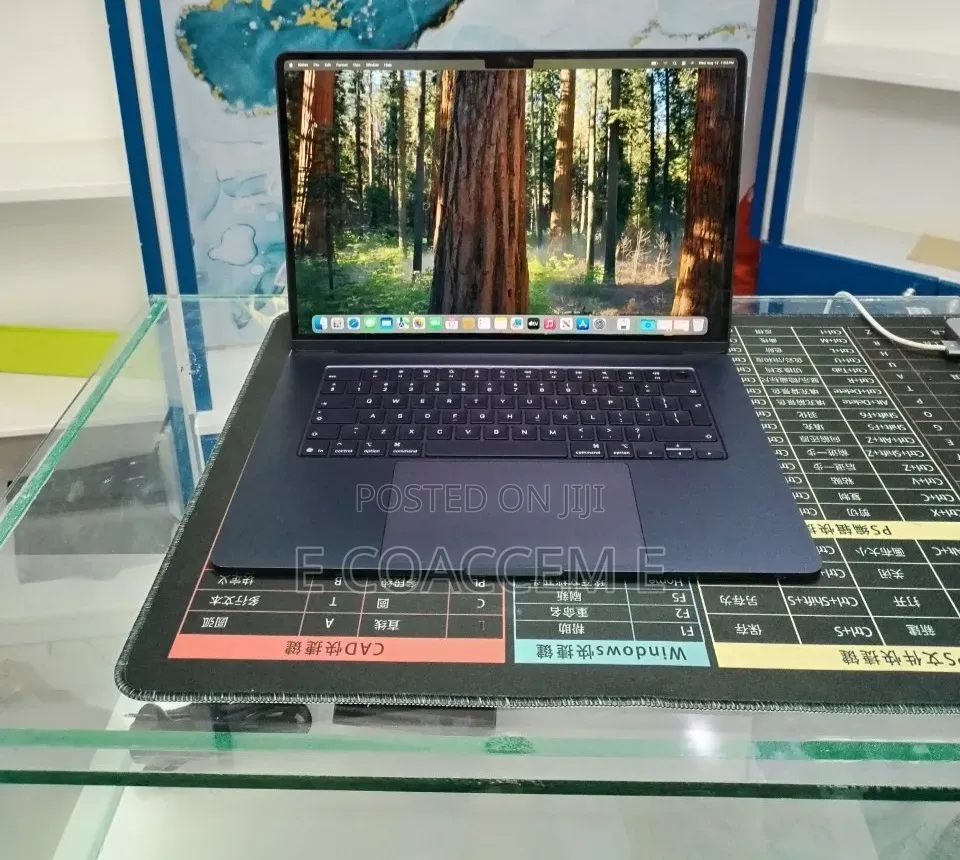 New Laptop Apple MacBook 16GB SSD 256GB