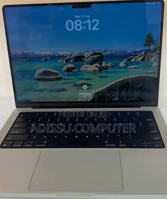 New Laptop Apple MacBook Pro 2019 8GB Apple M1 Pro SSD 256GB