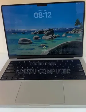 New Laptop Apple MacBook Pro 2019 8GB Intel Core M3 SSD 512GB