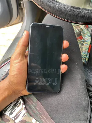 New Apple iPhone 11 64 GB Black