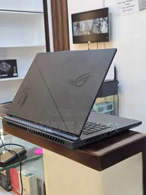 New Laptop Asus ROG Strix G18 32GB Intel Core i9 SSD 1T