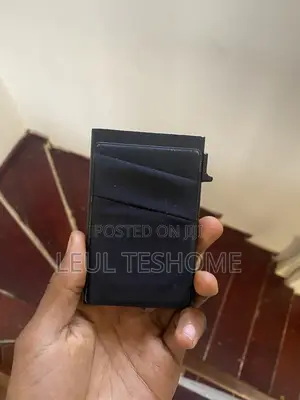 Cool Wallet