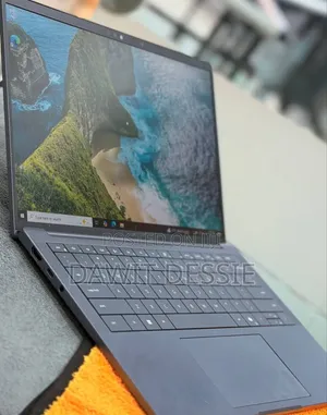 New Laptop Dell Pro 14 16GB Intel Core Ultra 5 SSD 512GB