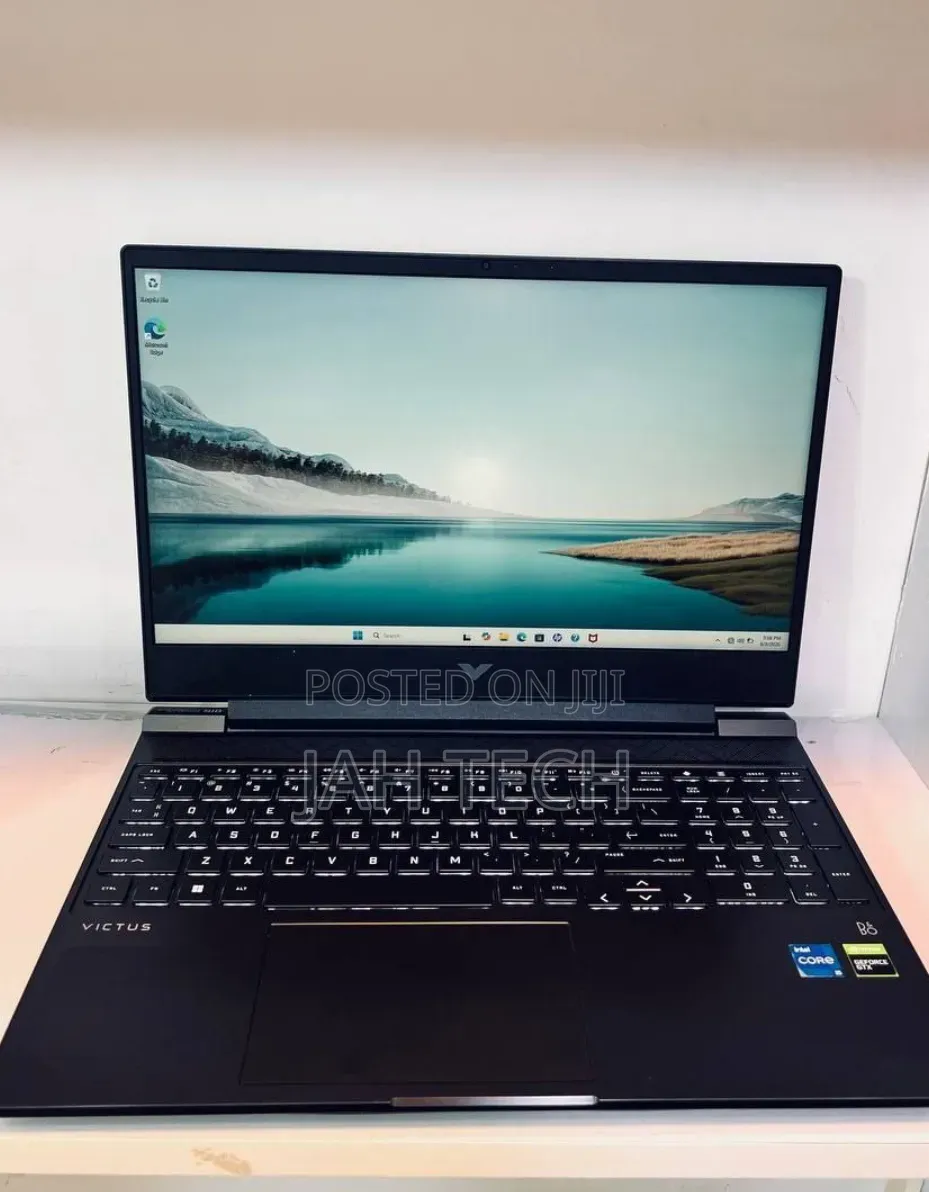 New Laptop HP Victus 15 16GB Intel Core i5 SSD 512GB