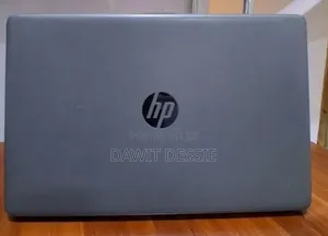 Laptop HP 250 G7 8GB Intel Core i7 HDD+SSD 256GB
