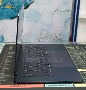 New Laptop Apple MacBook Air 2025 M4 16GB Apple M4 SSD 256GB