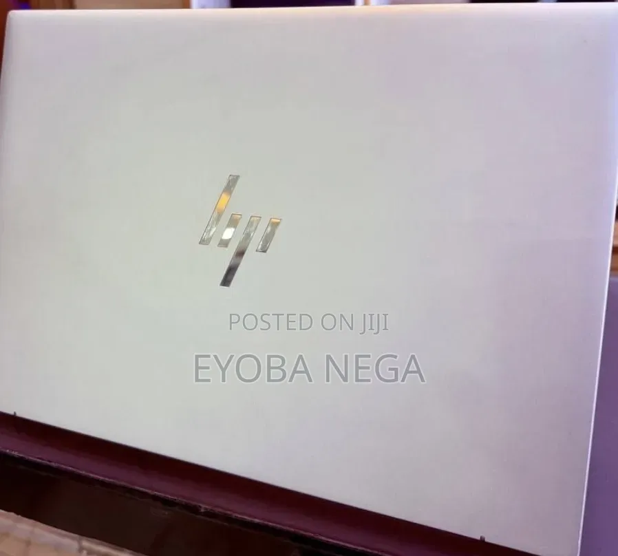 New Laptop HP EliteBook 840 G10 16GB Intel Core i7 SSD 512GB