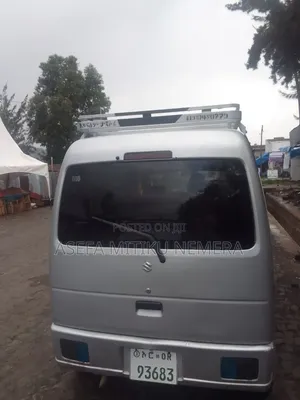 Suzuki Every Wagon 2012 Silver