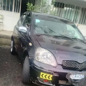 Toyota Vitz 2004 Black