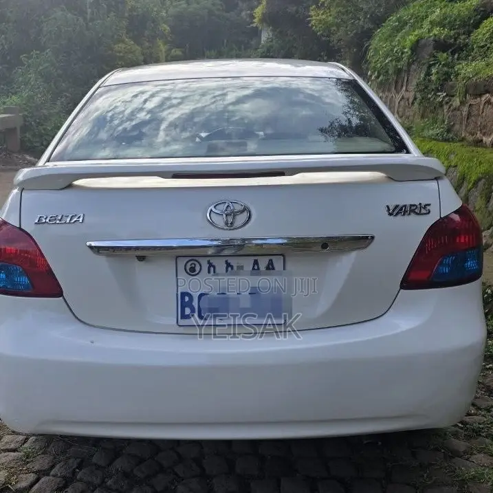 Toyota Yaris 2008 White