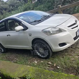 Toyota Yaris 2008 White
