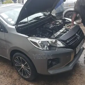 Mitsubishi Attrage 2021 Gray