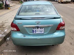 Toyota Belta 2008 Teal