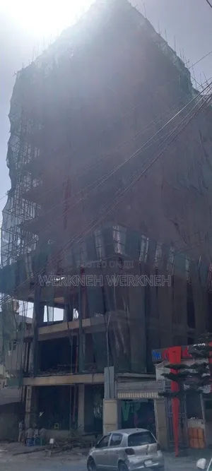 1bdrm Apartment in የግል, Arada for sale