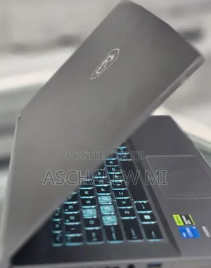New Laptop MSI GF65 Thin 10UE 16GB Intel Core i5 SSD 512GB